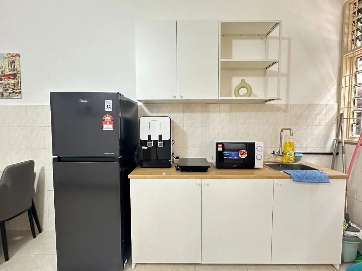 Vintage-Living 2Storey Haus12Pax Simpang Ampat  0*, Simpang Ampat (Penang) Malásia
