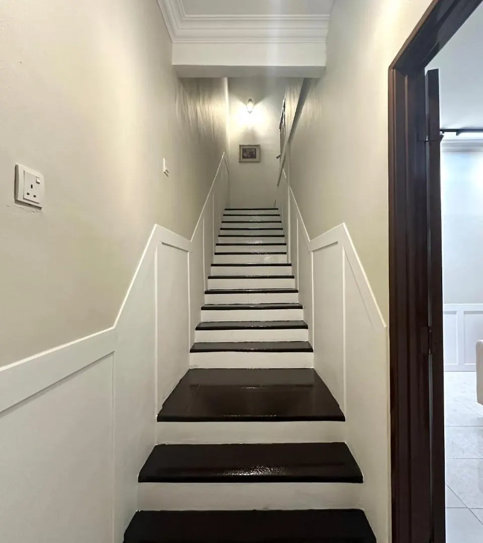 Vintage-Living 2Storey Haus12Pax Simpang Ampat  0*, Simpang Ampat (Penang) Malásia