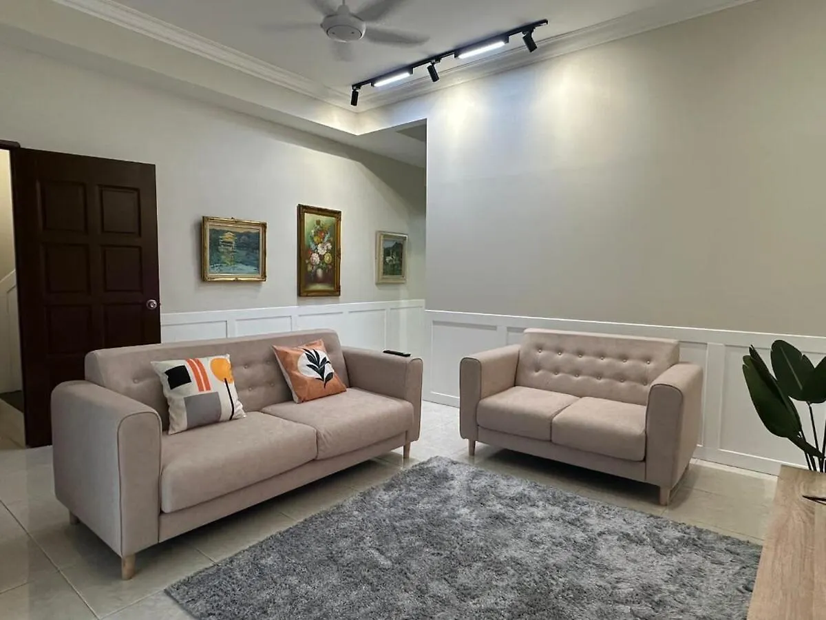 Vintage-Living 2Storey Haus12Pax Simpang Ampat  0*, Simpang Ampat (Penang) Malásia