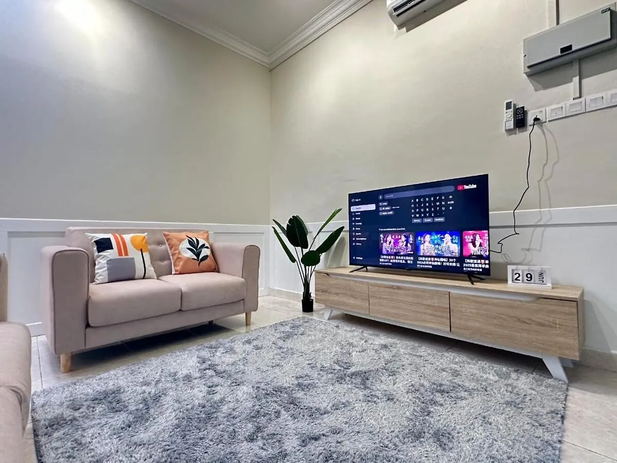 Vintage-Living 2Storey Haus12Pax Simpang Ampat  0*, Simpang Ampat (Penang)