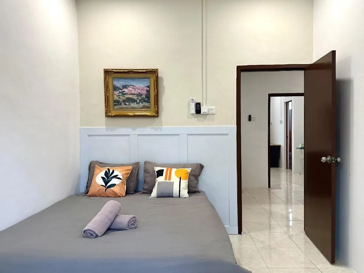 Vintage-Living 2Storey Haus12Pax Simpang Ampat  马来西亚