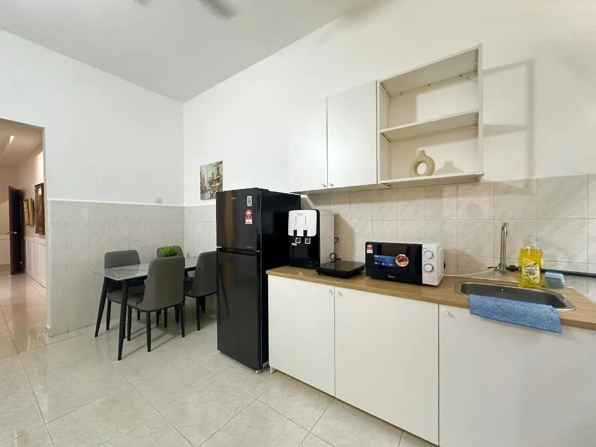 Vintage-Living 2Storey Haus12Pax Simpang Ampat  Simpang Ampat (Penang)
