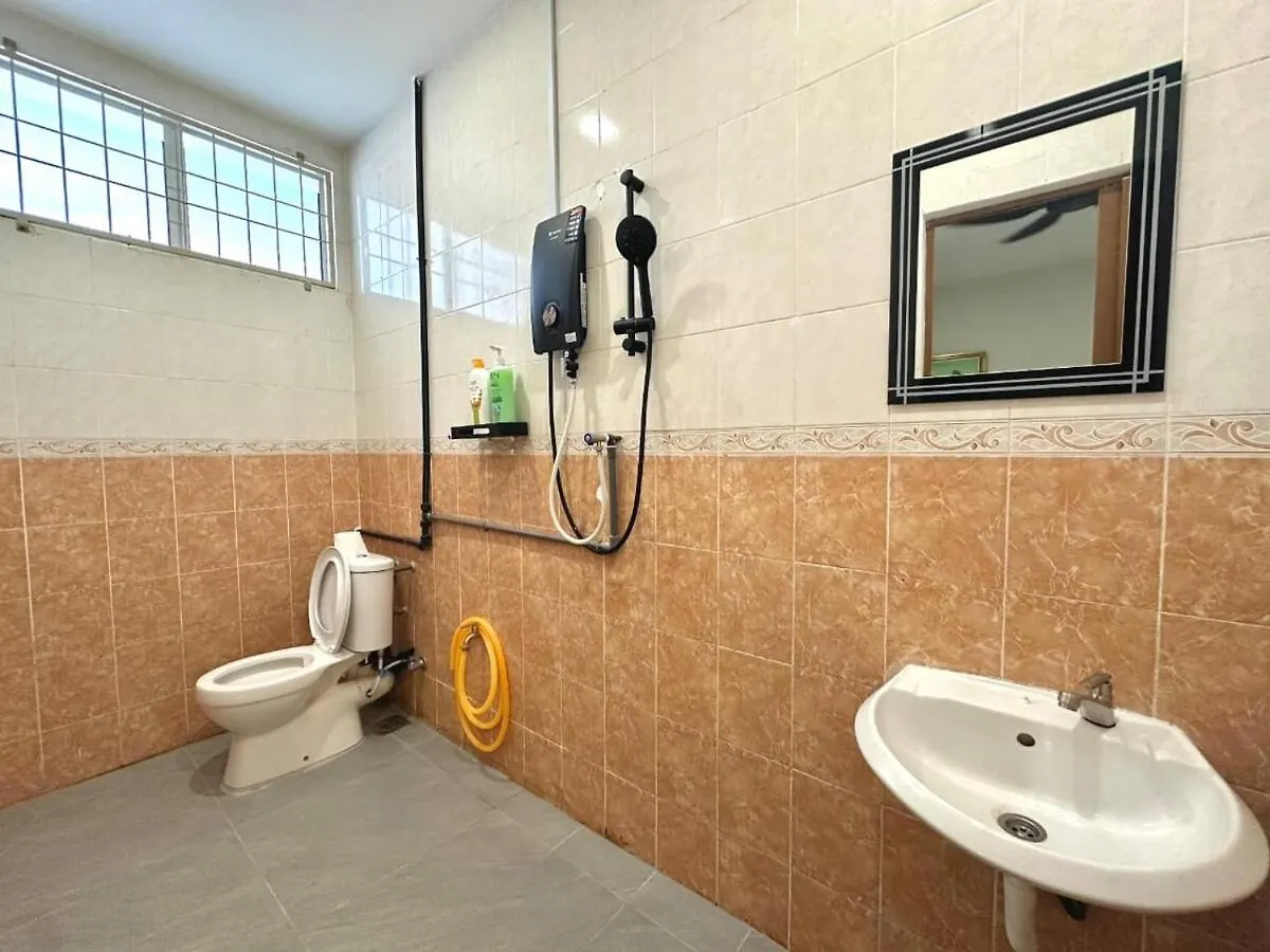 Vintage-Living 2Storey Haus12Pax Simpang Ampat  马来西亚